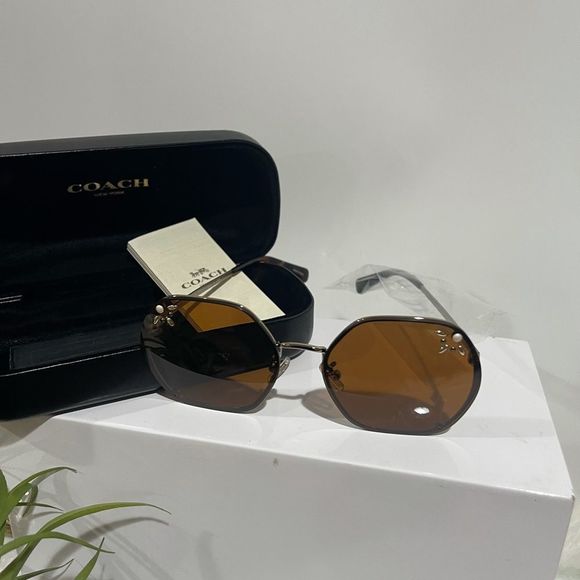 Coach Sunglasses - Picture 11 of 14